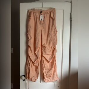 New with tags H&M DIVIDED Small Peach Cargo Pants